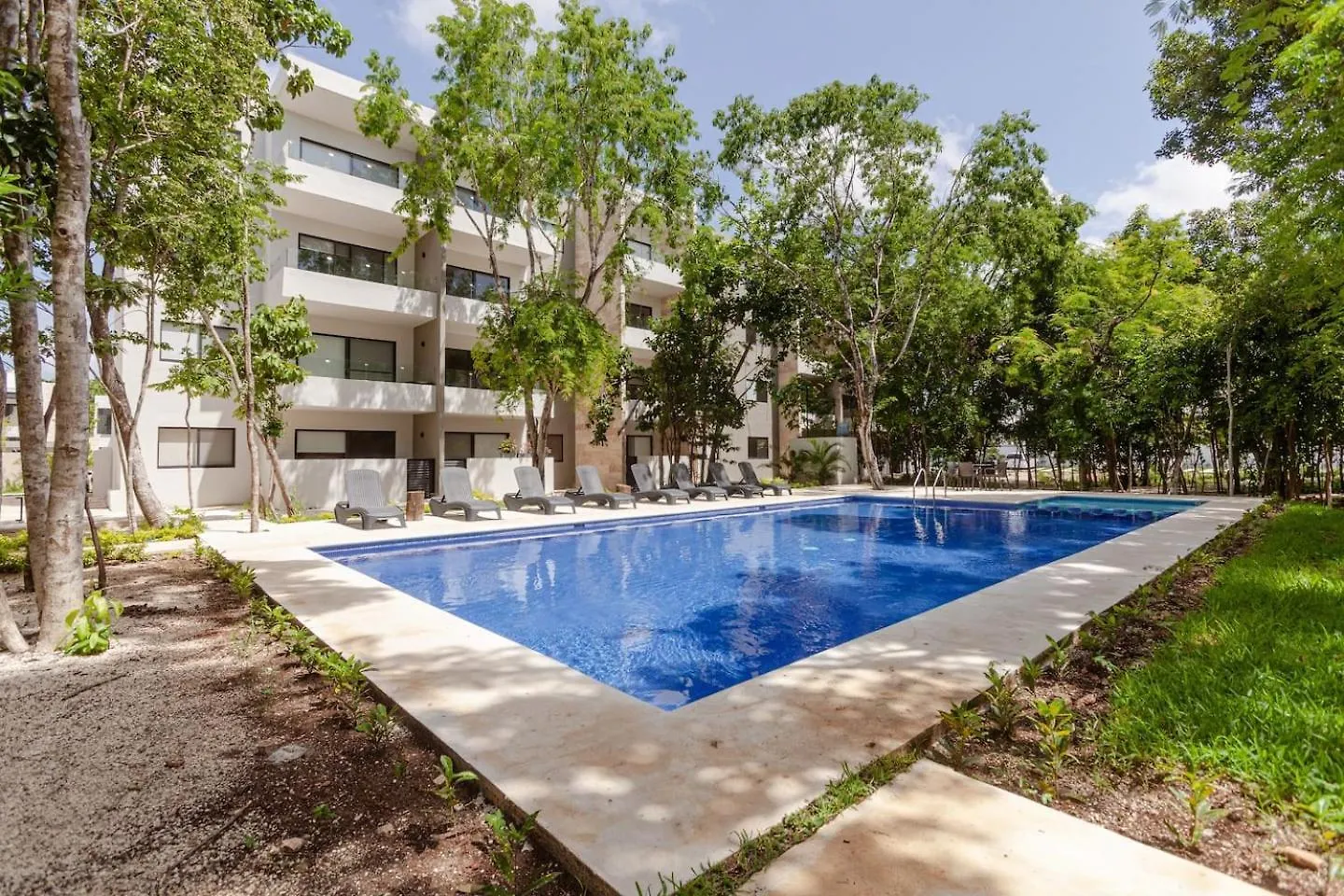 Rayodesol Condo Gated, 10Min To Beach,Gym,6Pools プレヤデルカーメン 0*,  メキシコ